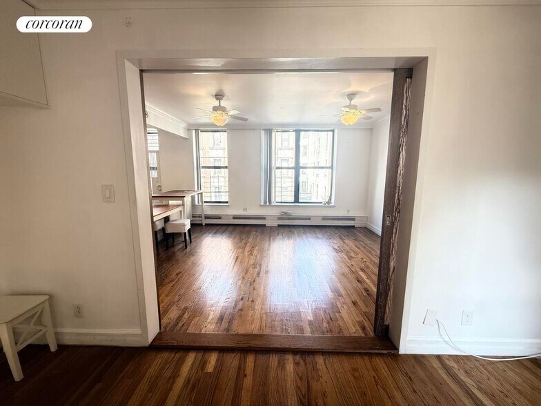 Building Photo - 536 W 163rd St