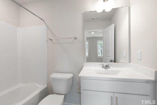 Building Photo - 4964 Southern Magnolia Dr