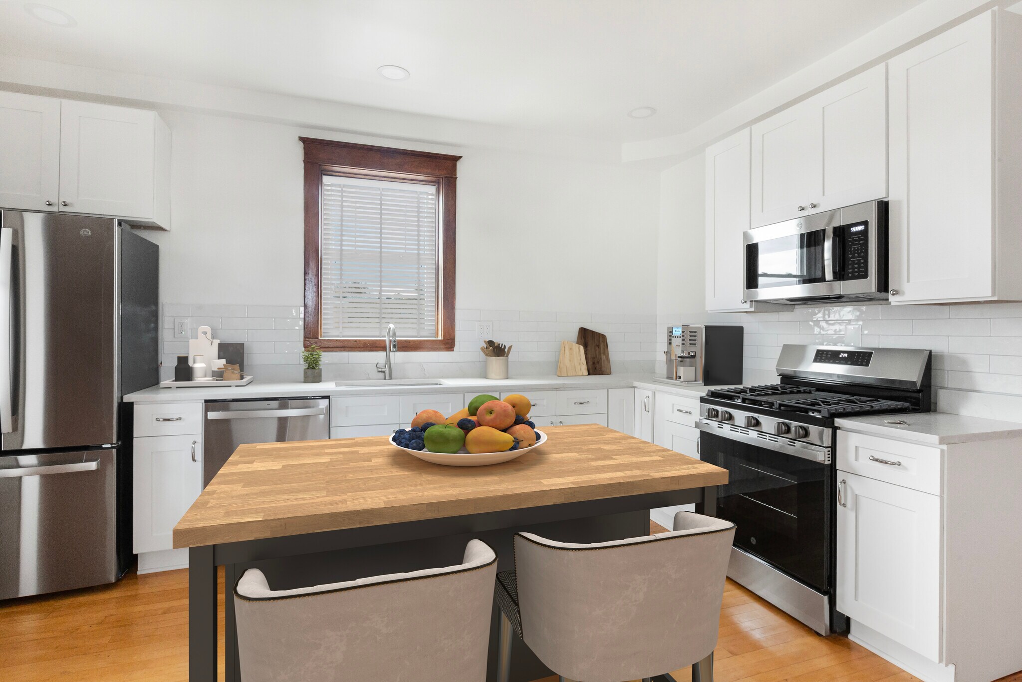 Building Photo - 3115 N Davlin Ct