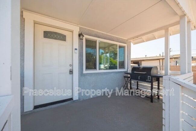 Building Photo - 311 Date St