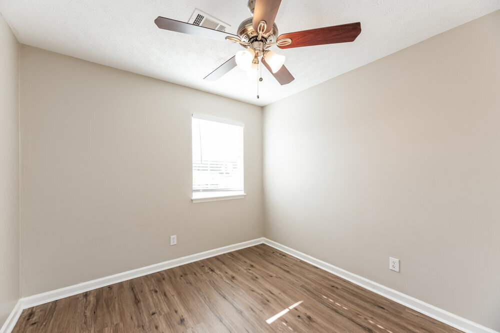 Building Photo - 101 Brandy Ct