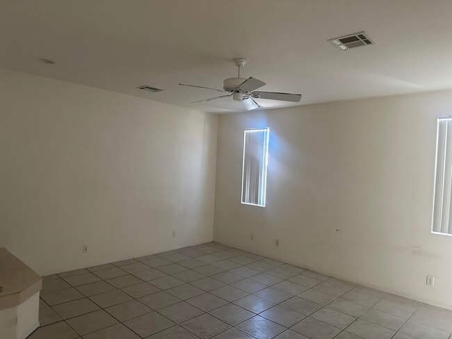 Building Photo - 79528 Morning Glory Ct