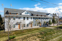 Building Photo - Orchard View Townhomes