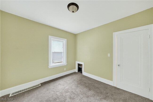 Building Photo - 4200 Cullen Dr