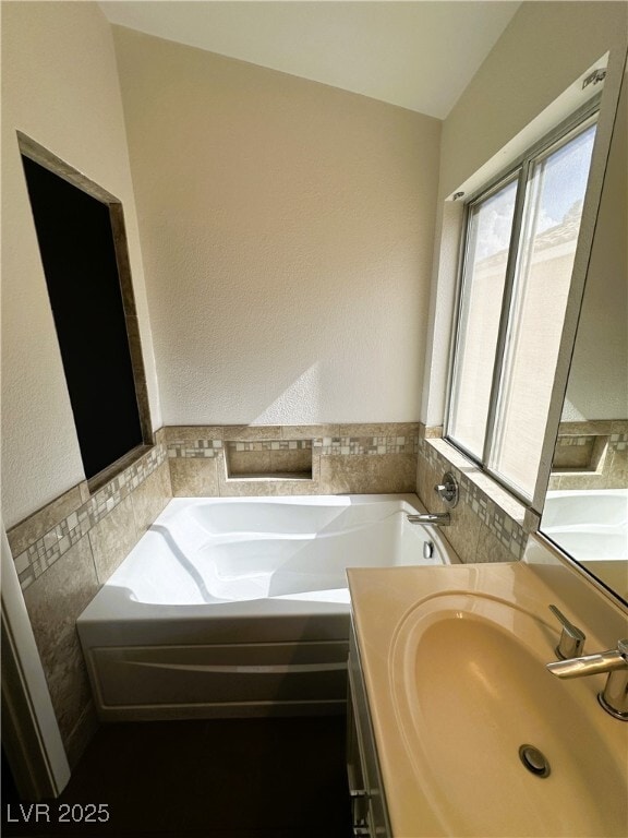 Building Photo - 2183 Polynesia Cir