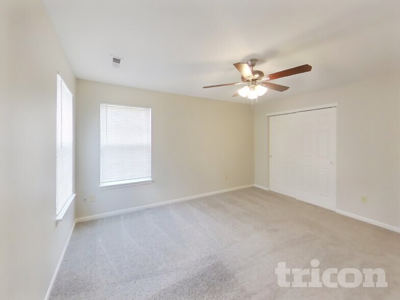 Building Photo - 238 Heartwood Hill