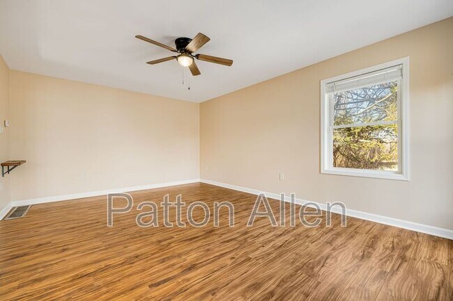 Building Photo - 56 Buffalo St