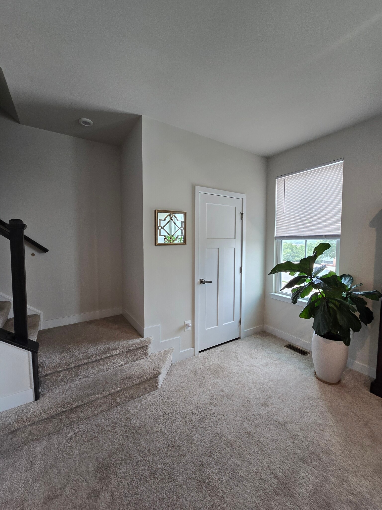 Building Photo - 1066 Rosecroft Ln