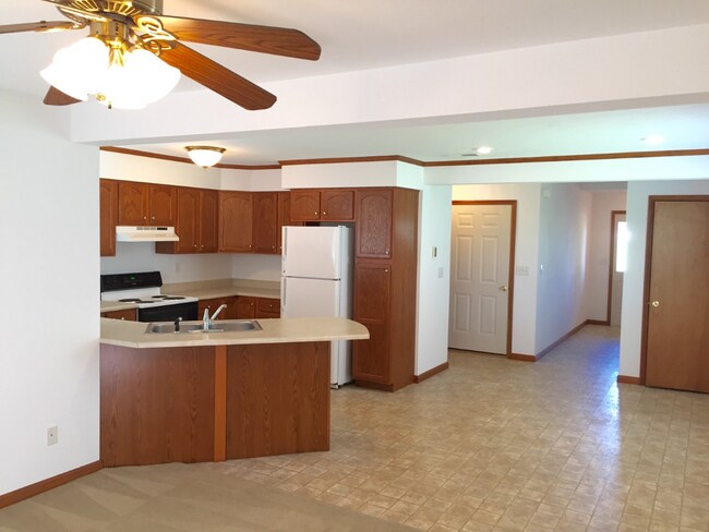 Building Photo - 4522 Picadilly Cir