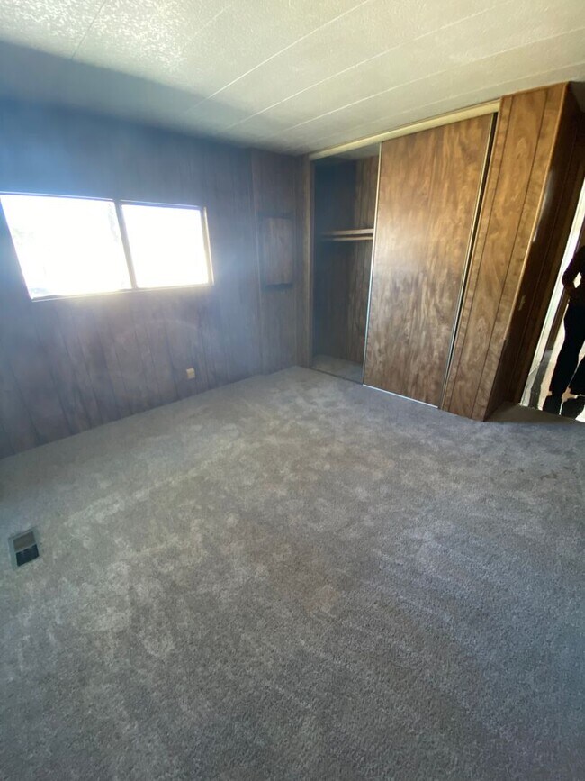 Building Photo - Zepeda-PM-020-0109-3862