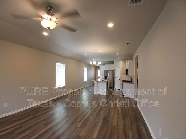 Building Photo - 7610 Rustler Ln