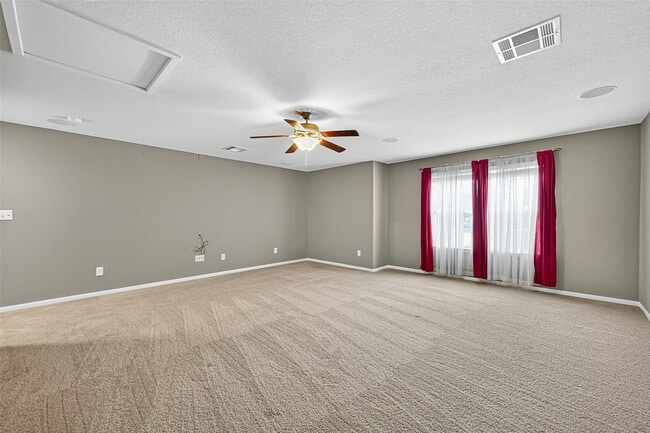 Building Photo - 18214 Almond Place Lane