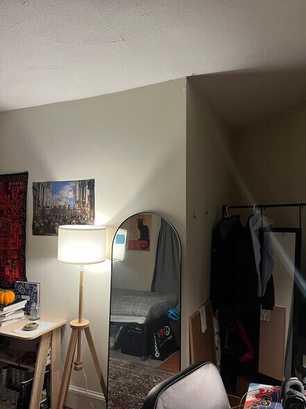 Building Photo - 1 Sachem St