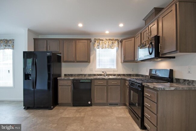 Building Photo - 80 Longbow Ln