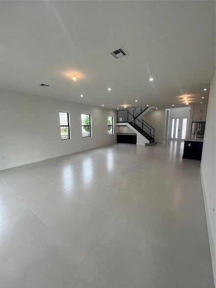 Building Photo - 12526 Solana Bay Cir