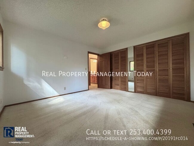 Building Photo - 10922 Greengate Ln SW