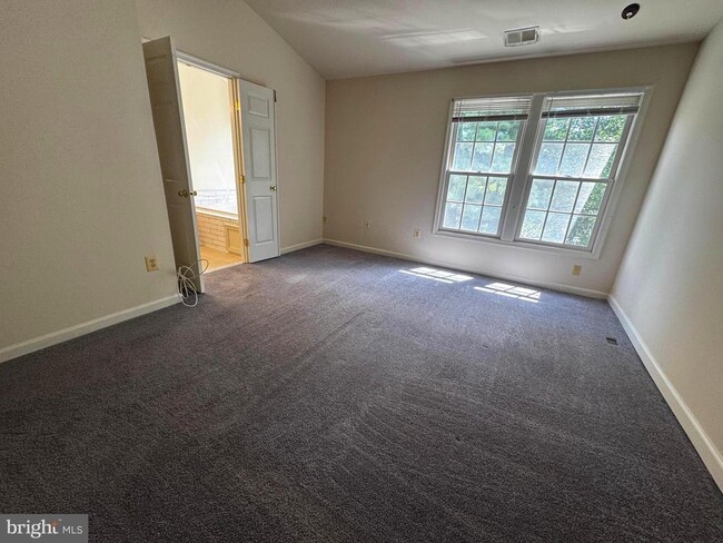 Building Photo - 10177 Treble Ct
