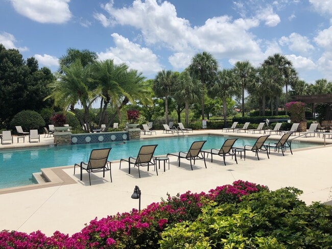 Pool Community - 10250 Templeton Ln