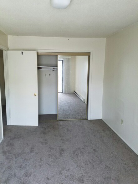 Building Photo - 184 Legion Ln