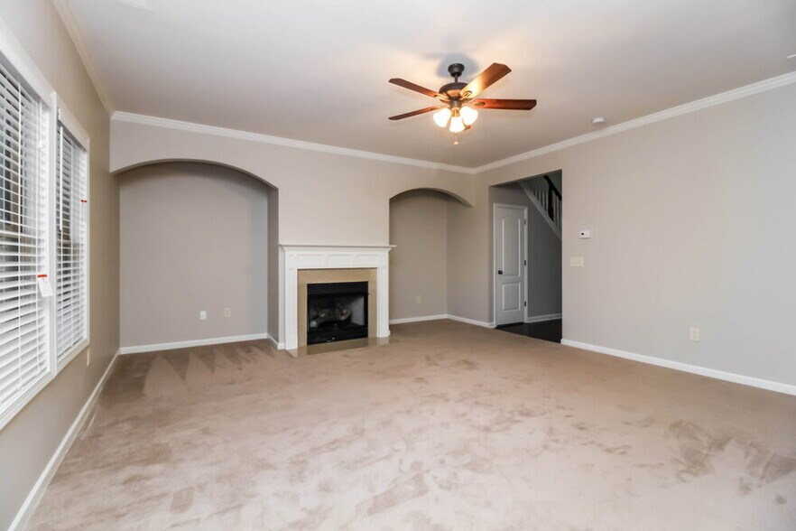 Building Photo - 226 Ascott Ln