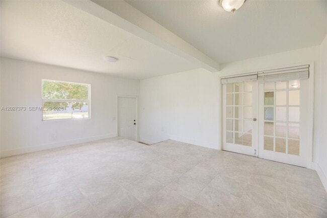 Building Photo - 3327 Sapphire Rd