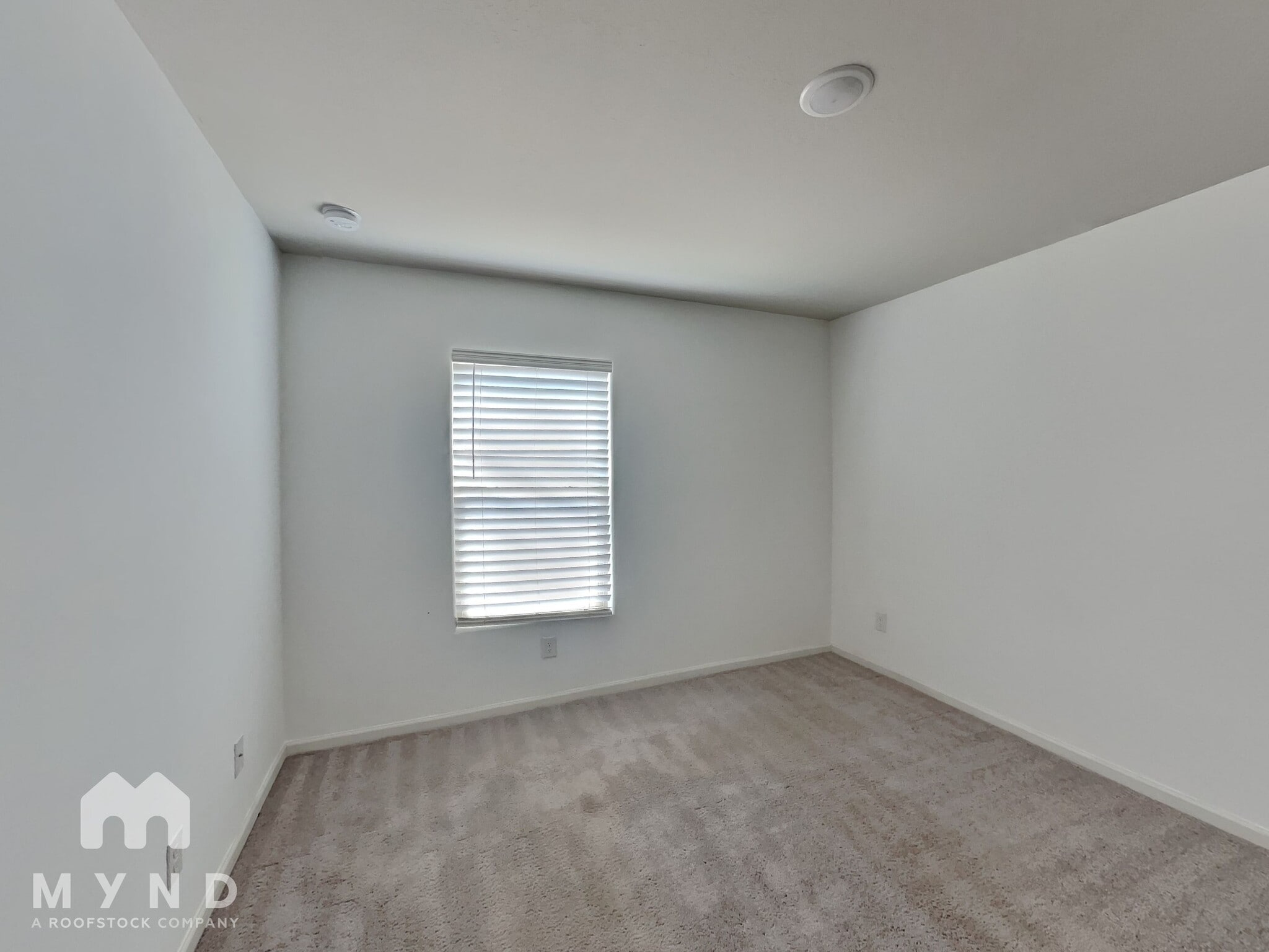Building Photo - 246 S Picacho Heights Rd