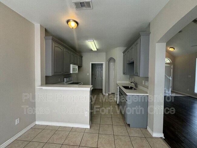 Building Photo - 4000 Cottage Park Ct