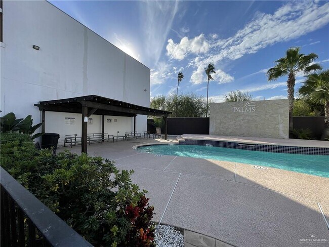 Building Photo - 28 Colbath Ave