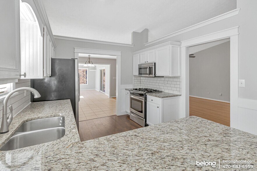 Building Photo - 2900 Dogwood Creek Pkwy NW