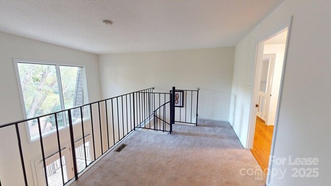 Building Photo - 4025 Woodfox Dr