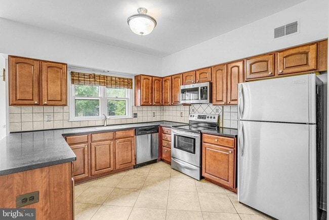 Building Photo - 5974 Wescott Hills Way