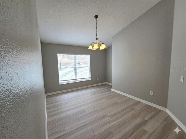 Building Photo - 2721 Pankaw Ln