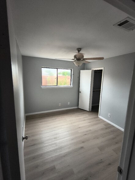Building Photo - 3322 Tallwood Dr