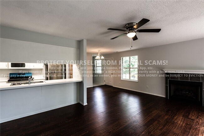 Building Photo - 2554 W Houston St