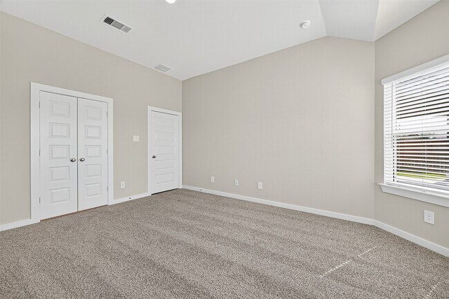 Building Photo - 3050 Marble Wy