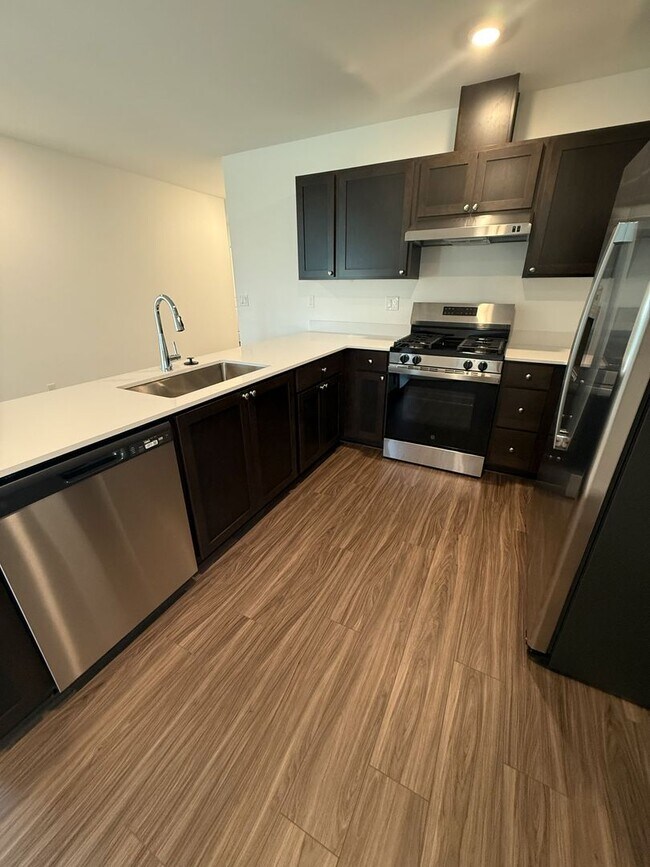 Building Photo - Brand New 3 Bedroom Home in Reserve in the Pines – Modern Living in a Prime Location