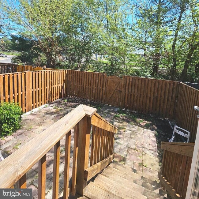 Building Photo - 7805 Sabre Ct