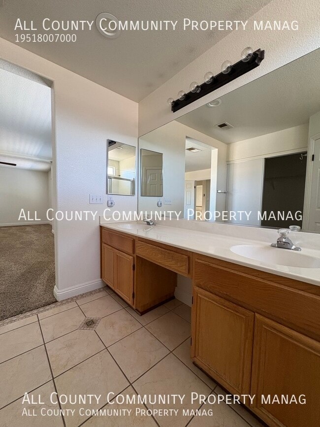 Building Photo - 26836 Hanford St
