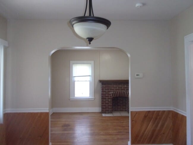 Building Photo - 2810 Northland St