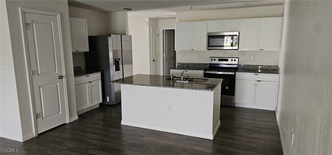 Building Photo - 9124 Aegean Cir