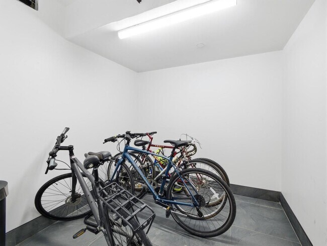 Building Photo - 327 Communipaw Ave