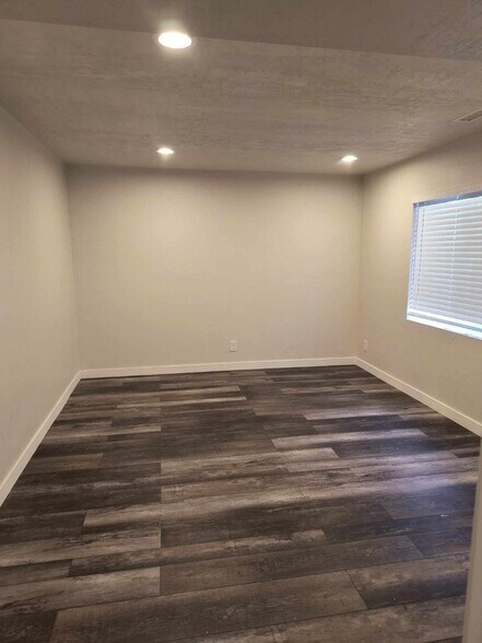 Building Photo - 3760 W 510 N