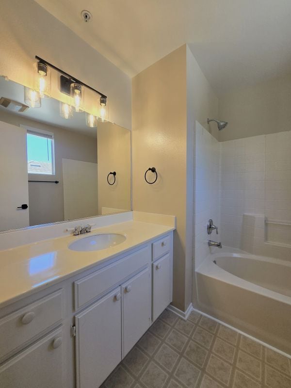 Building Photo - 109 Breakers Ln