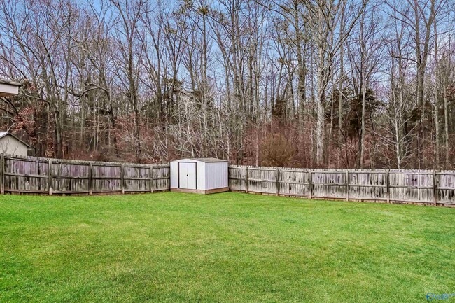 Building Photo - 139 Bermuda Lakes Dr