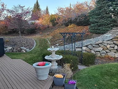 Building Photo - 2467 Twin Peaks Vw