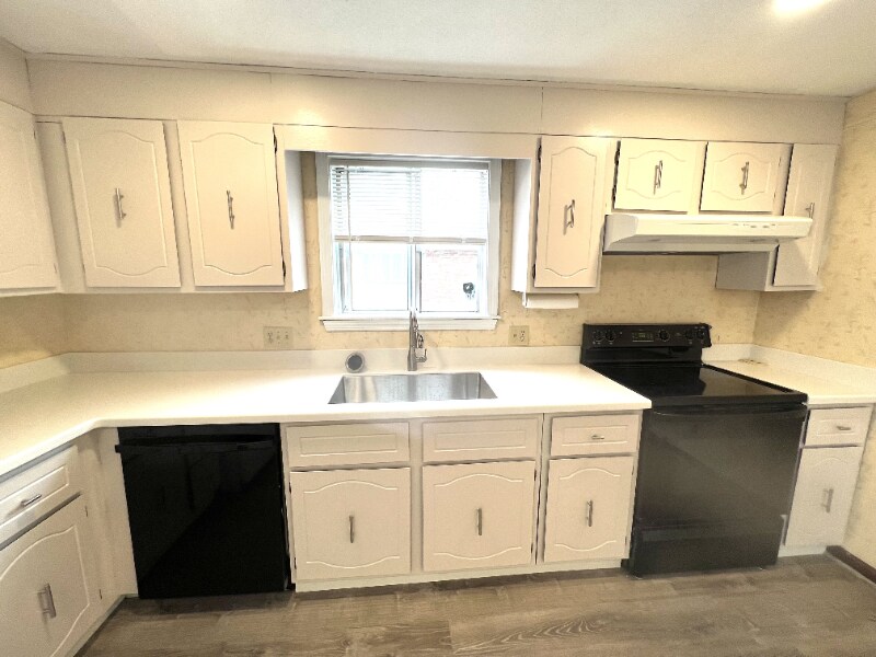 Building Photo - 45 Merrimac St