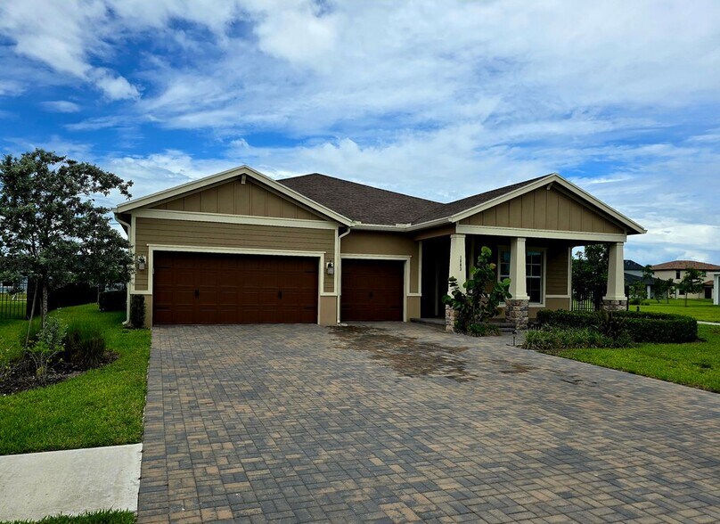 Primary Photo - 1083 Tangled Orchard Tr