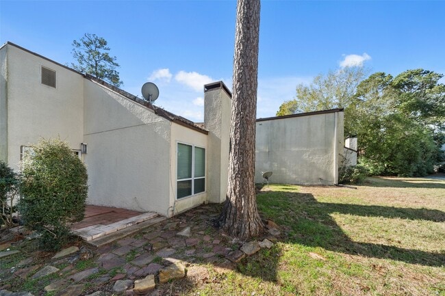 Building Photo - 20309 Sunny Shores Dr