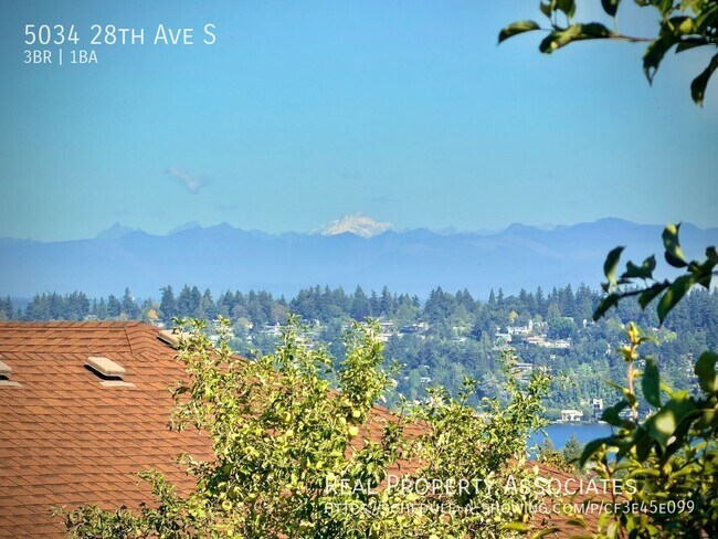 Building Photo - 5034 28th Ave S