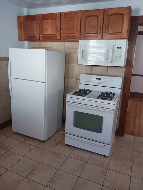 Building Photo - 6 Violante St